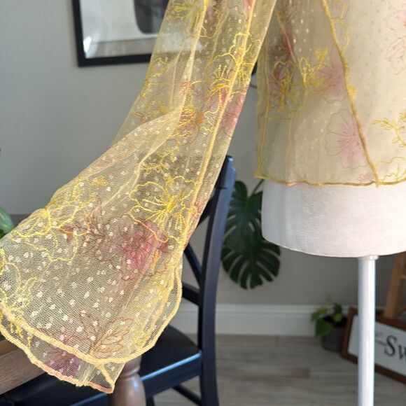 NWOT Free People Postcard from Paris Long Sleeve Lace Yellow Sheer M Embroidered - Picture 10 of 16